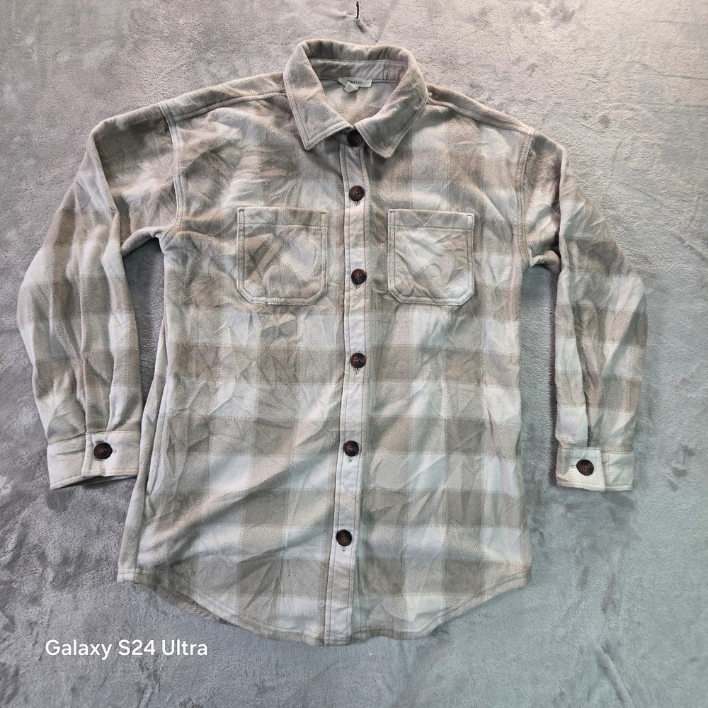 Maurices Tan White Buffalo Plaid Fleece Button Down Shacket XS